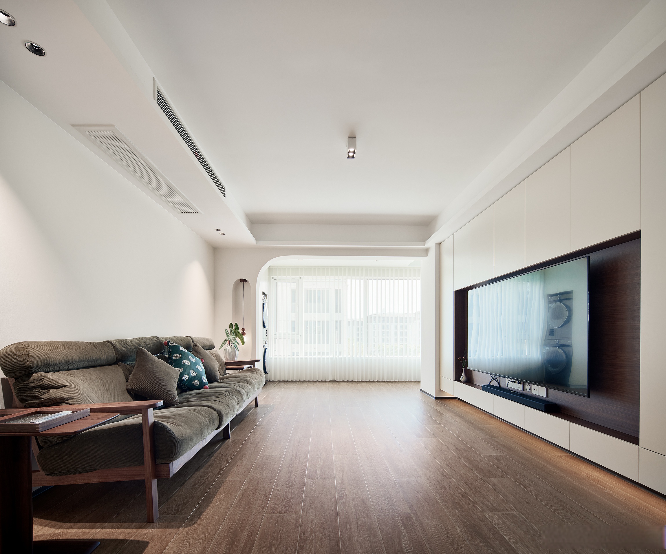 2026武汉装修现代简约客厅效果图 原木白色搭配