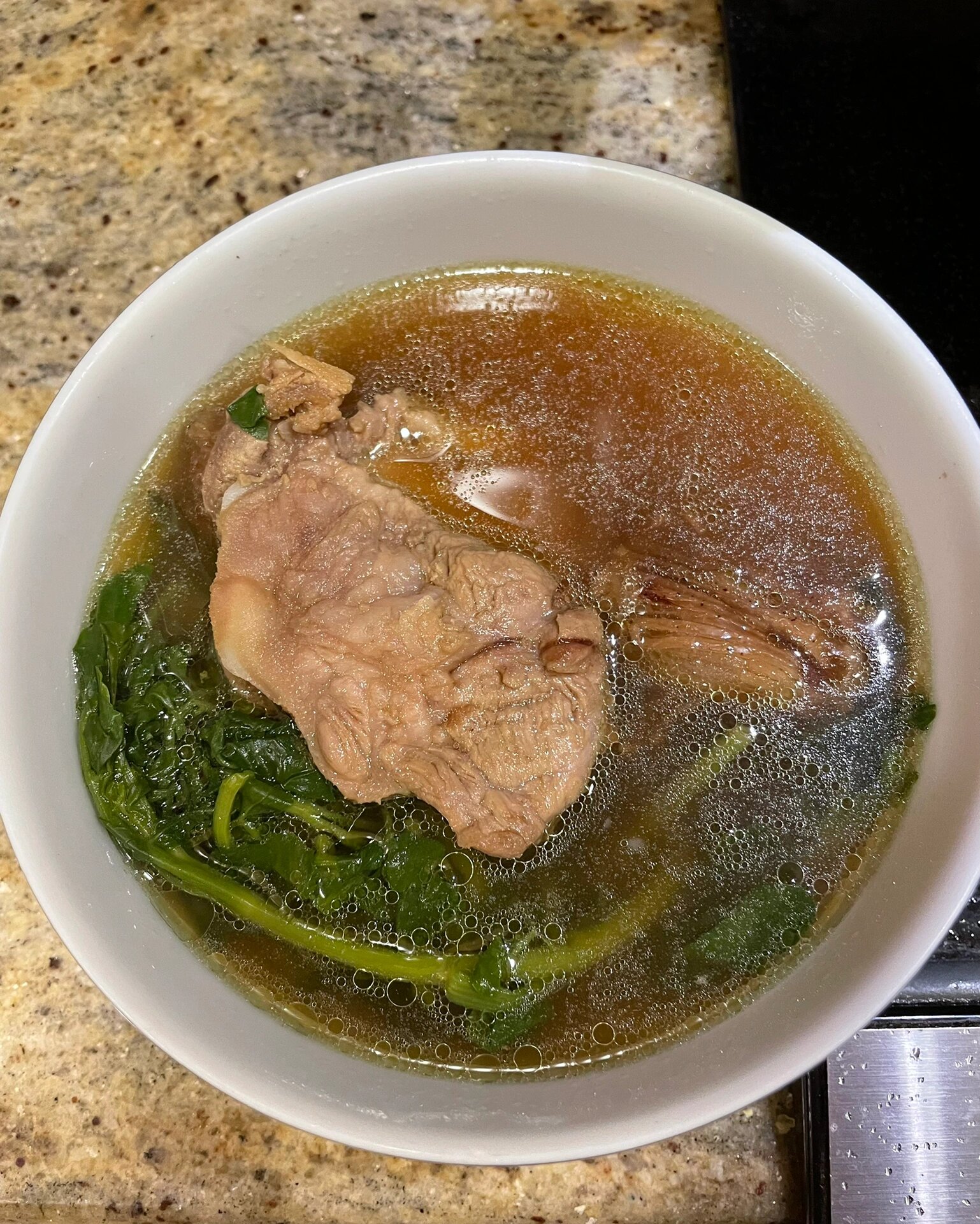 祛痰止咳:罗汉果西洋菜猪骨汤