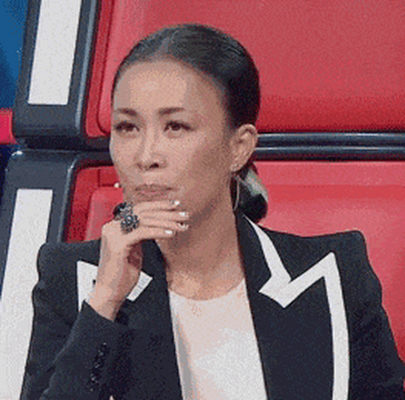自吹自擂,在演艺圈都成了一种习惯.