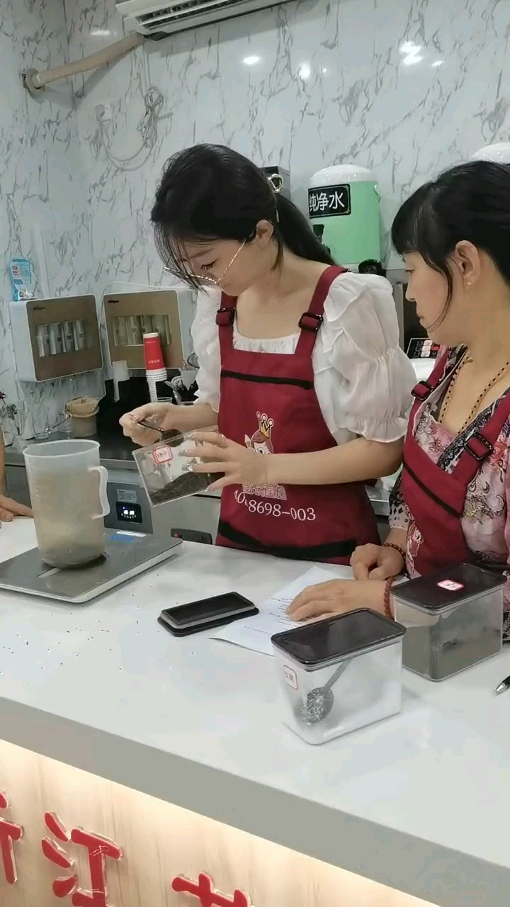 奶茶培训学校哪个好奶茶培训技术排行奶茶培训专业学校如何选择