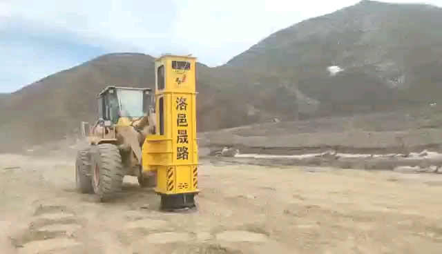 强夯机多少钱一台中的强夯机多少钱一台,简单的强夯机多少钱一台