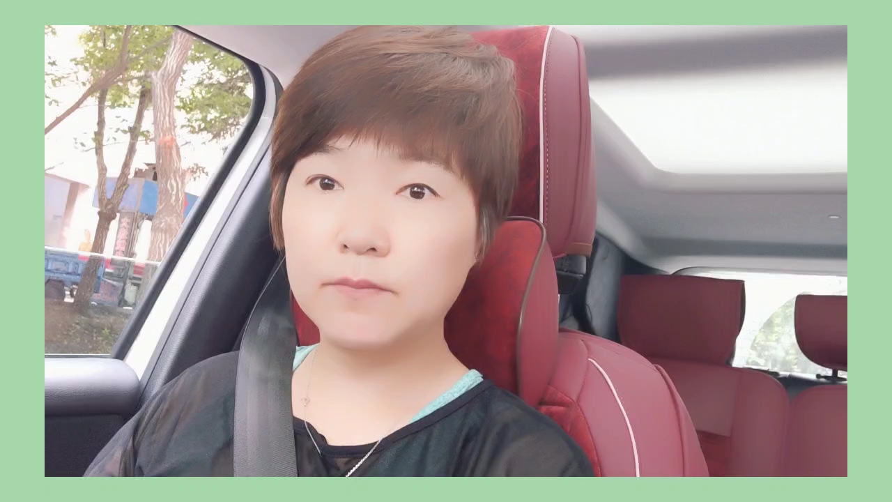 #vlog记录生活# 今天我起得不是很早,但是家水果和蔬菜没有了,我决定去早市一趟。早市距