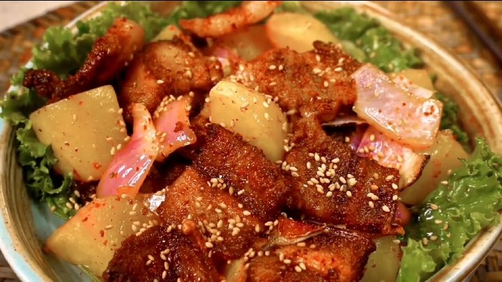 这样做出的烤肉低脂无油,龙虾肉质紧实Q弹,解馋了@百度动态 @好看视频创作者中心 @味儿之