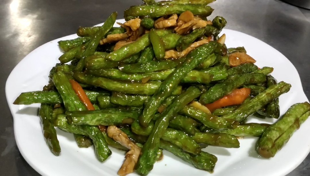  大明哥教你做烧芸豆,芸豆嫩绿咸鲜适口,还很下饭
