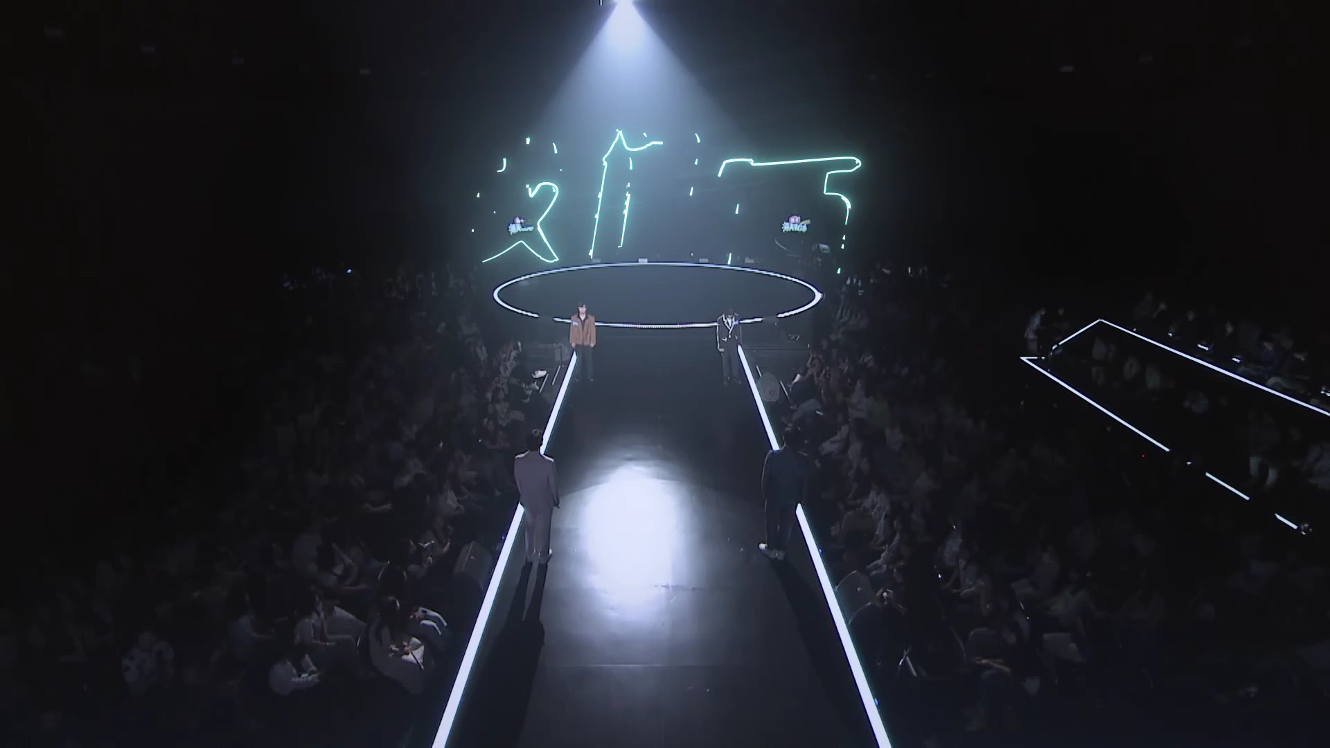 上周五画下句号的《#谁是宝藏歌手# 》,除了让观众见识到众多才华与音色俱佳的歌手外,更是有