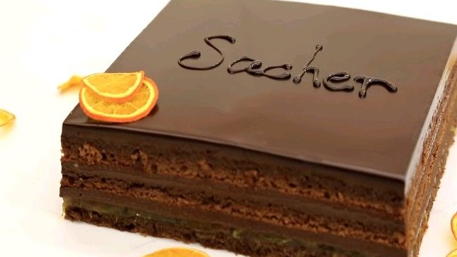  沙赫蛋糕:奥地利人的骄傲,旅游必吃,也是新手进阶的考验,难度与歌剧院相当 #蛋糕# 