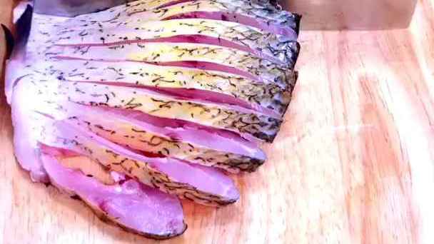 蒸鱼花式摆盘#春节宅在家里可以干什么# 