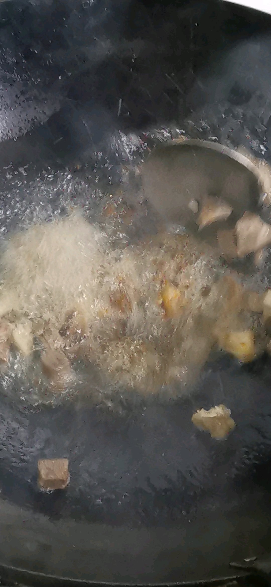 香林苑遵义羊肉粉店,花溪牛肉粉红烧牛肉制作全过程。