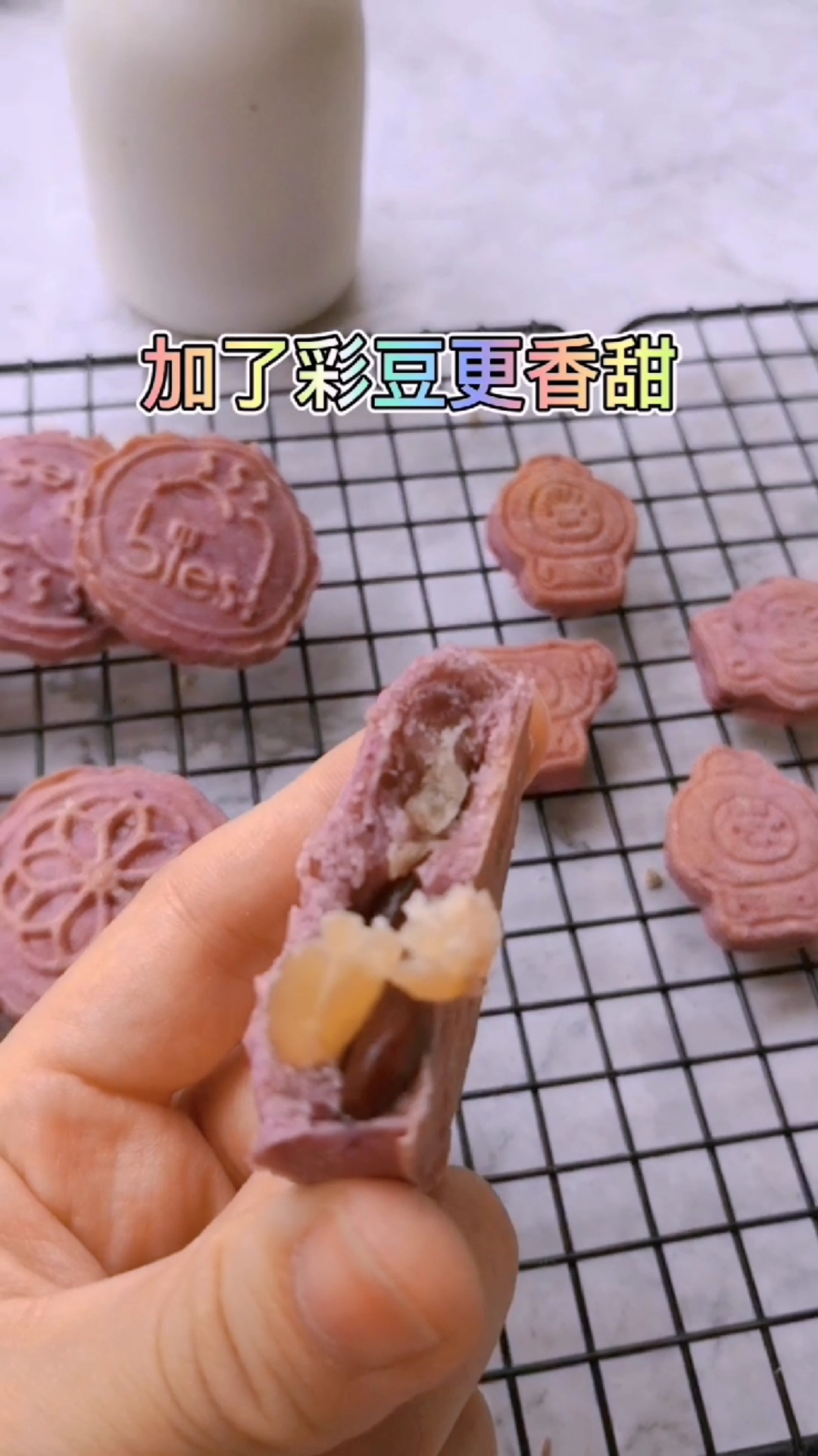 自制零食酥脆香甜好味道|这模具太可爱 ????饼干是接触烘焙时第一个做的甜品,口感酥脆,方法简单