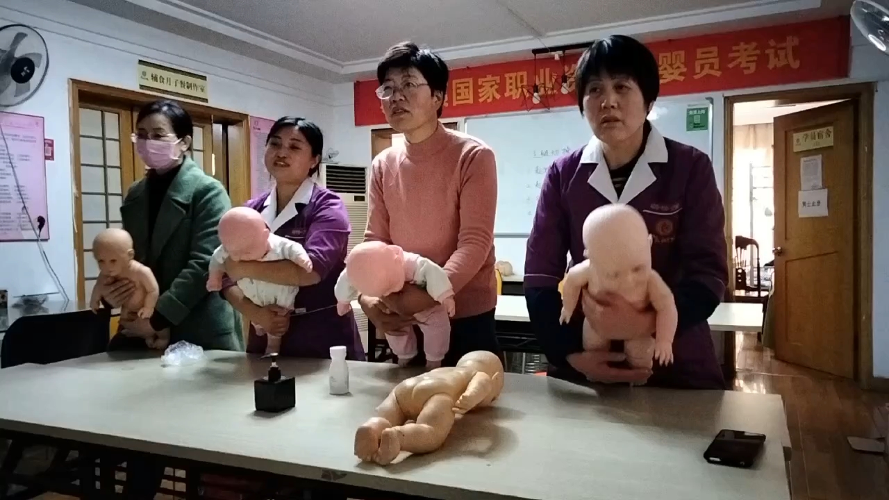 对于婴幼儿来说,排便是一项非常重要的生理活动,但有些宝宝却会遇到排便不通畅的问题。此时需要