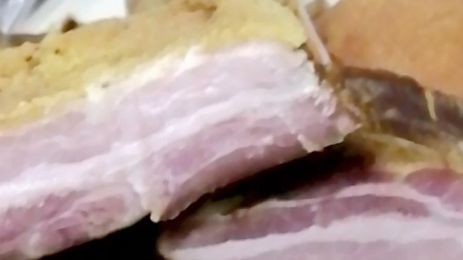#每日打卡# 我只是卖腊肉的[滑稽]上等土家腊肉! 你绝对没吃过!