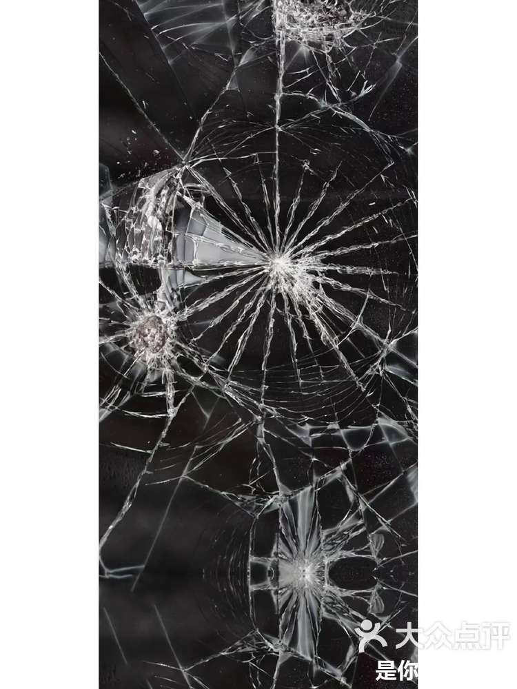 玻璃碎屏 锁屏壁纸