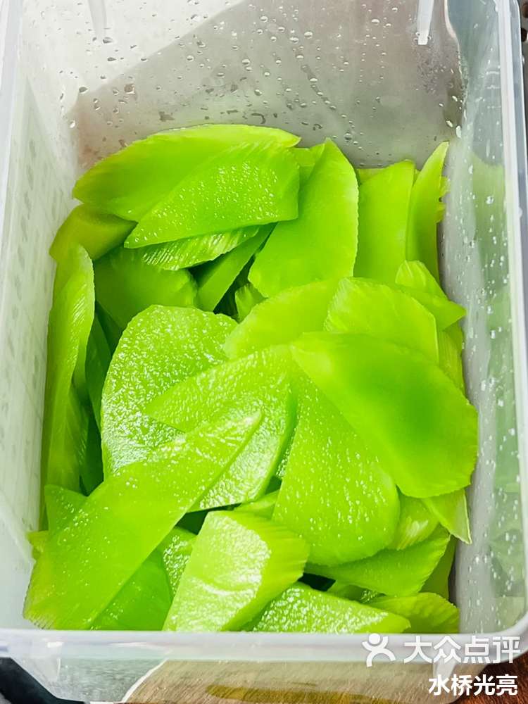 减肥减脂～～～清炒莴笋-大众点评