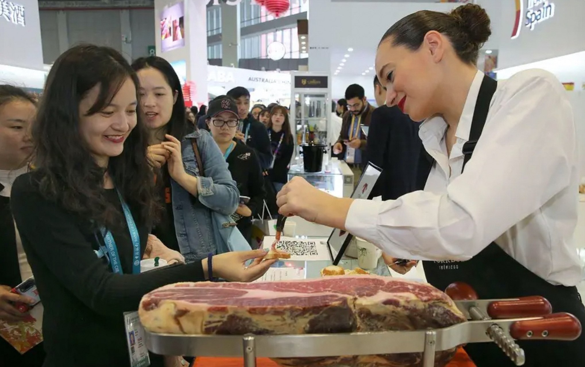 超市招牛肉试吃员需一天吃10斤