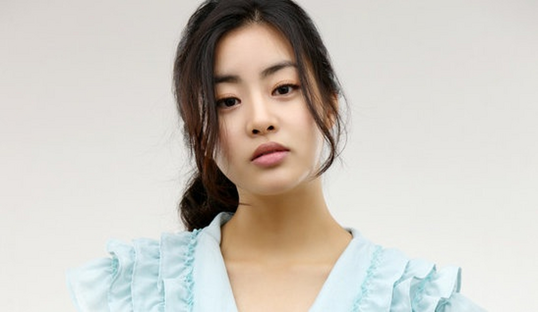 同年11月,经纪公司表示:"新生命来临了,姜素拉现在怀着喜悦和激动的