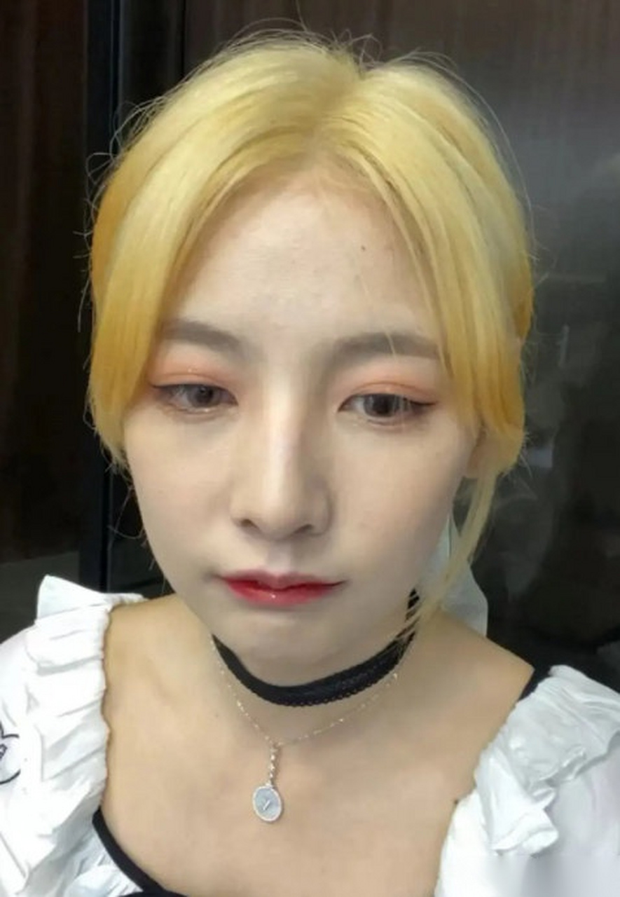 赵粤直播生图,这个颜值你给打几分?