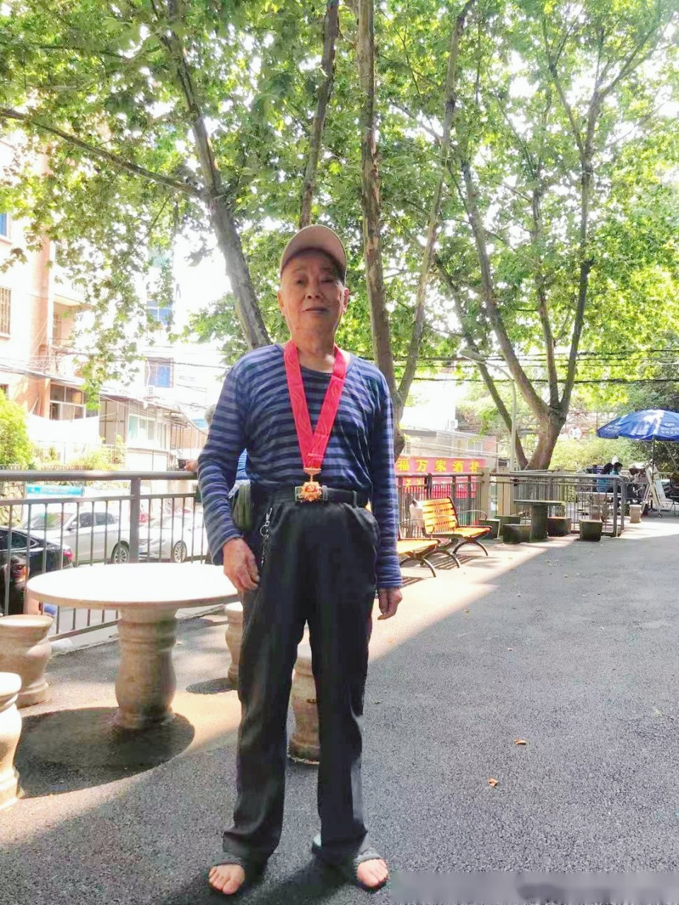 李维武,男,78岁,于2021年7月6日上午8点20分从家中离开,离开时身穿