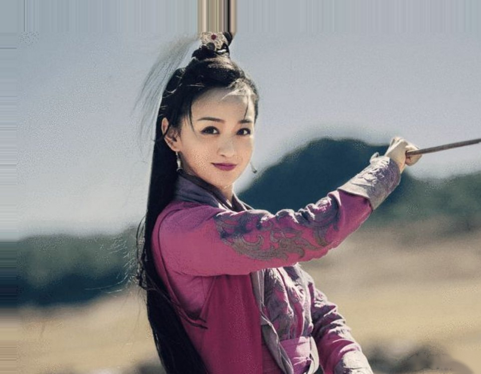 何泓姗演的阿紫算是新《天龙八部》看得最顺眼的角色了,灵动可爱,既美