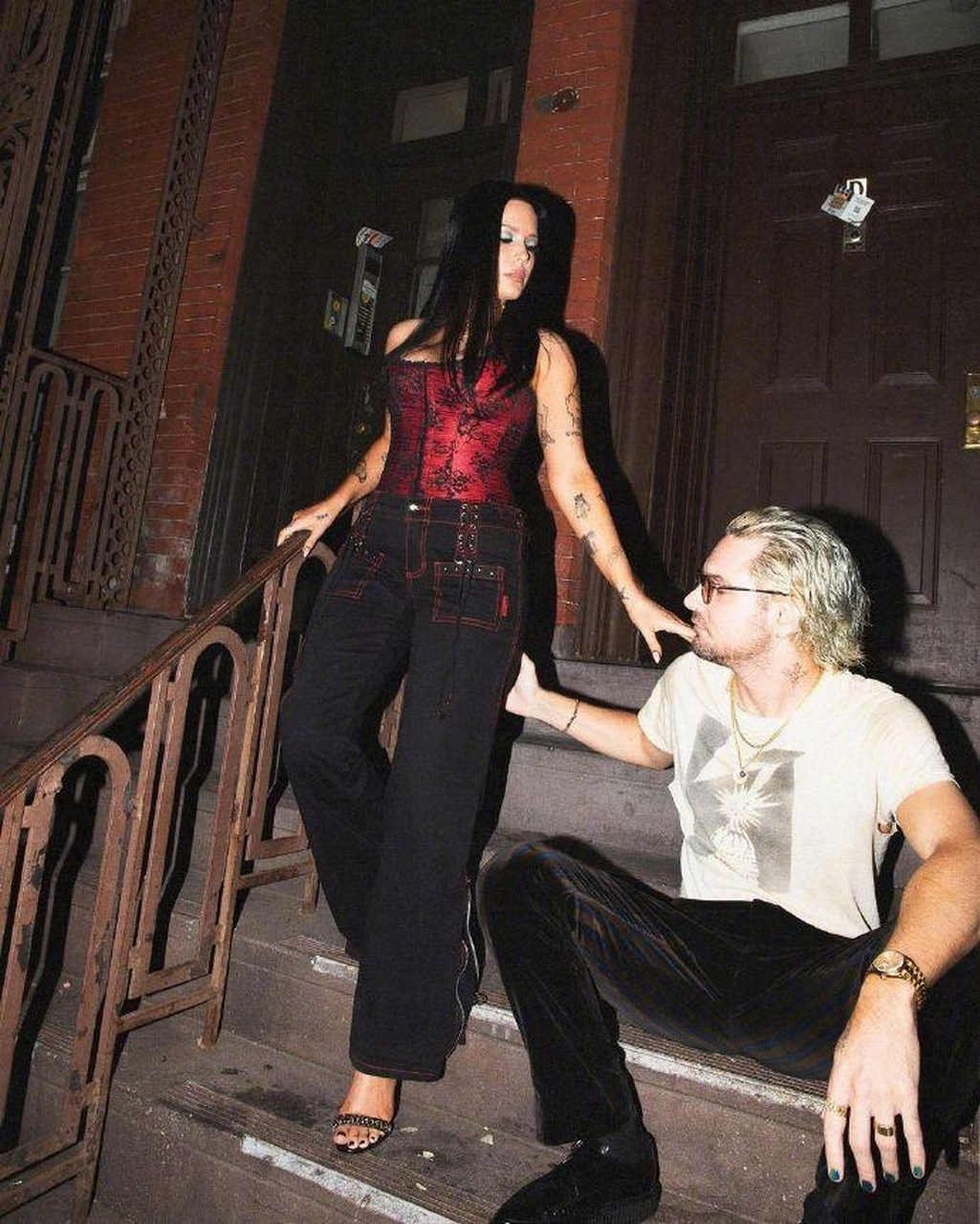 halsey 与男友全新热辣合照曝光.