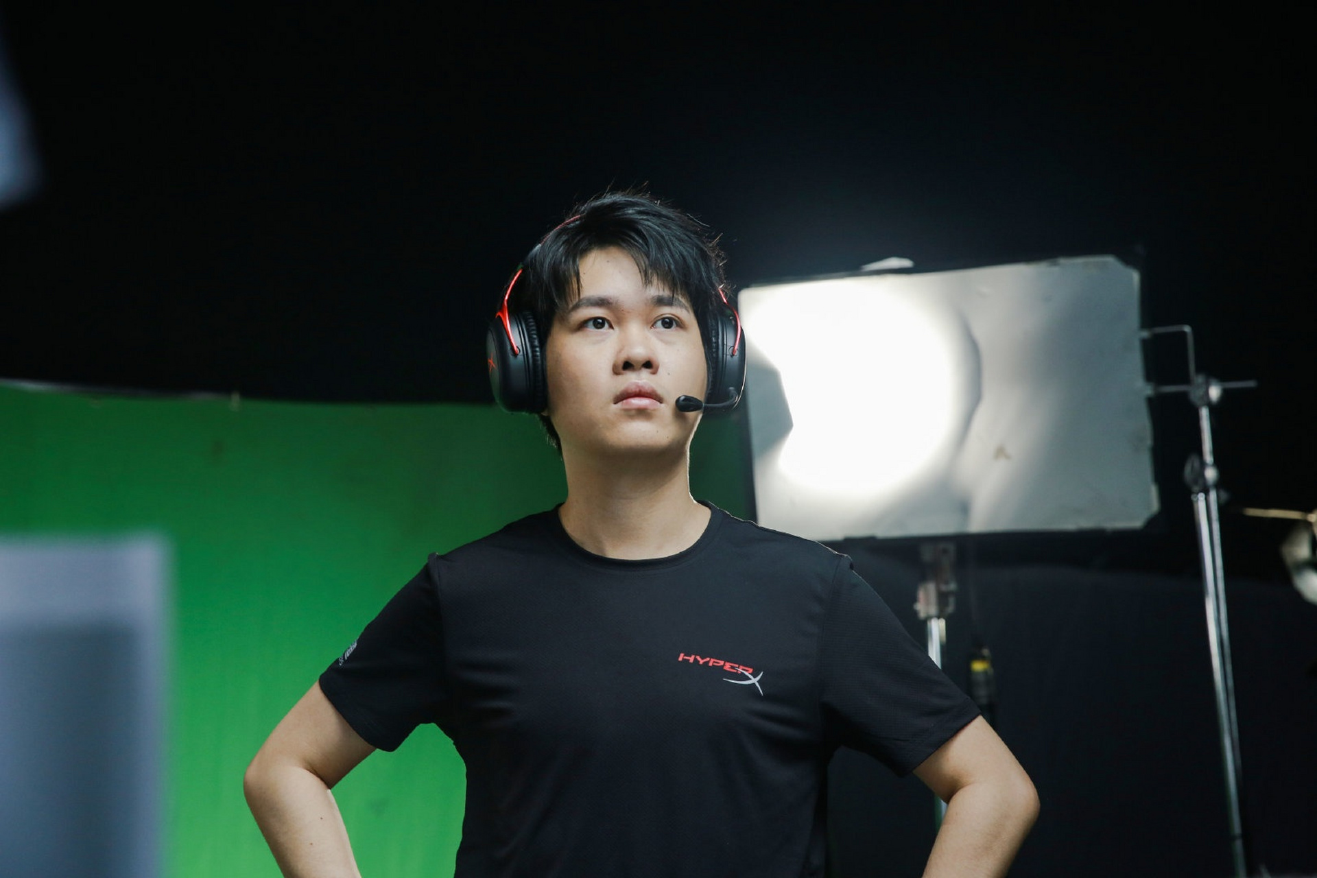 【选手日常】 暂时没有最新的前线图,先发一张poyoyo的存照吧[馋嘴]