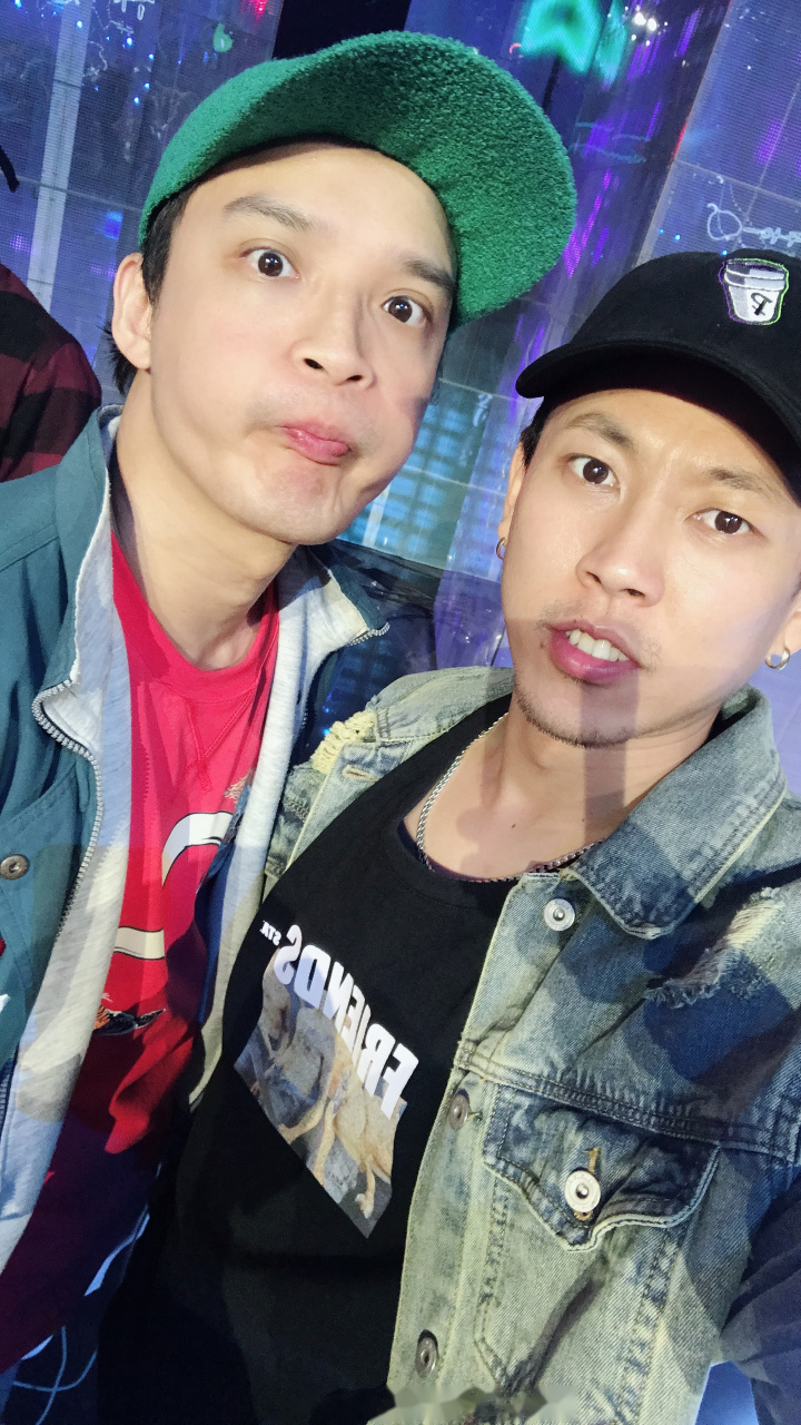 大白羊miki蔡亮 哥,生日快乐 上一枚两年前的照片