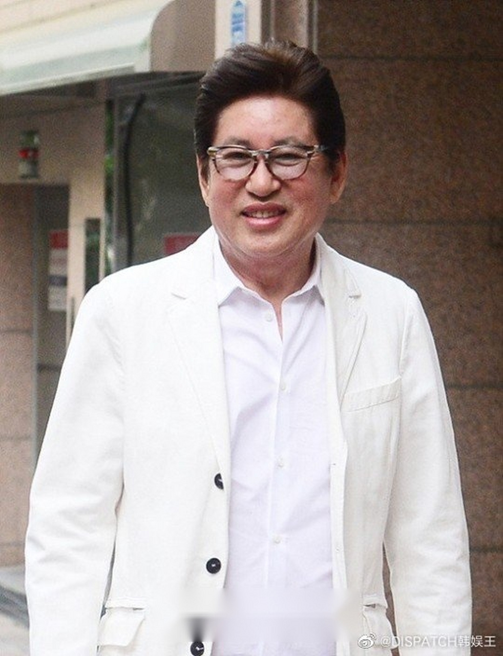 金勇建道歉称,承认自己不顾女友的感情,只考虑了自己的立场,请求原谅