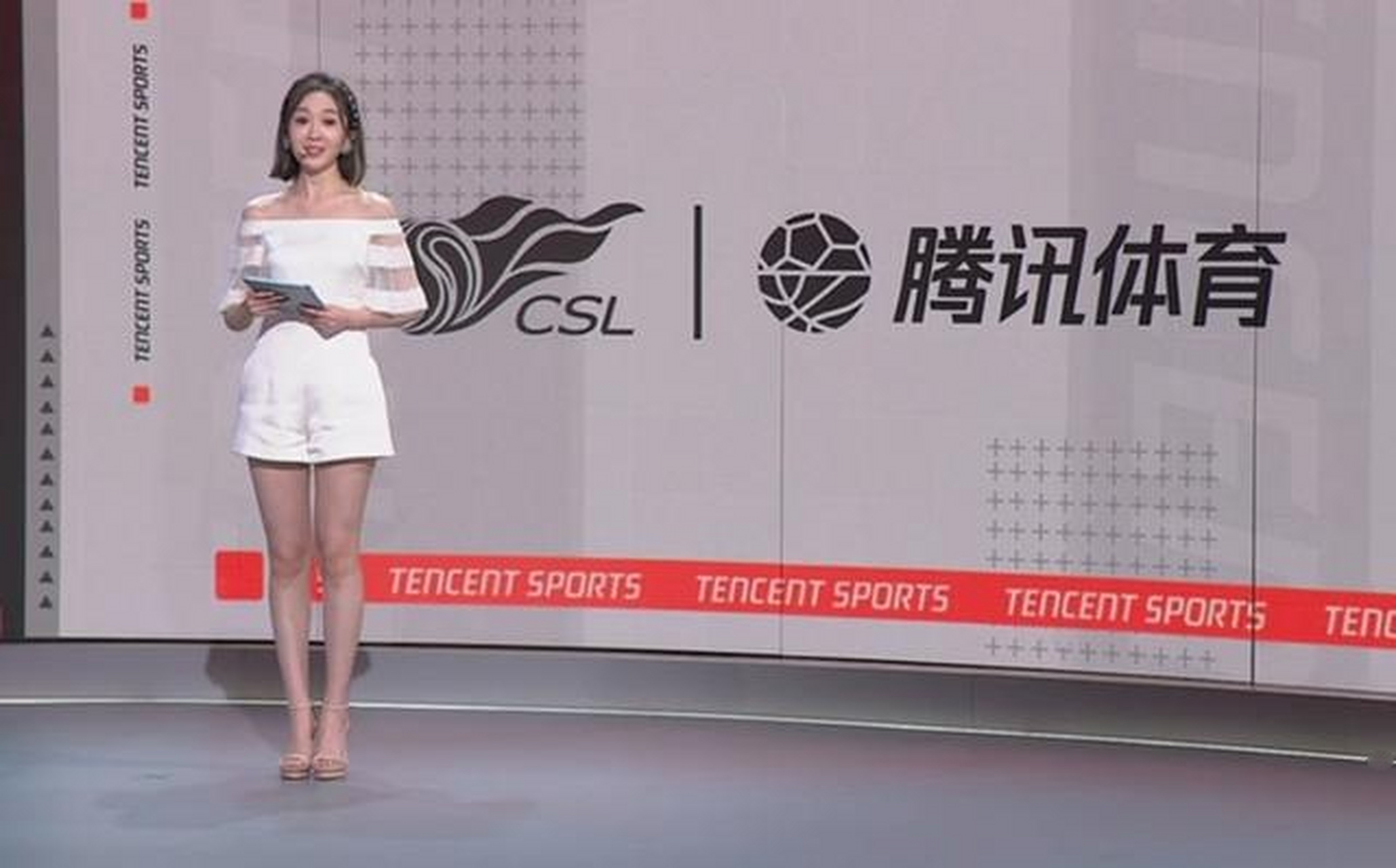 足球报国内部主任李璇:因为中超某俱乐部未在规定时间内执行国际