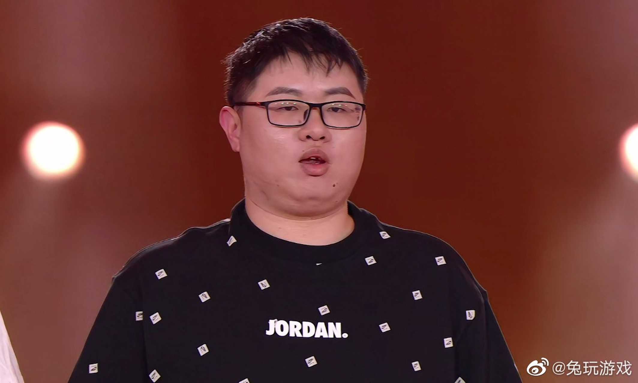 【#英雄联盟10周年# 云顶之弈表演赛】 恭喜梨落秋溪拿到云顶之弈表演