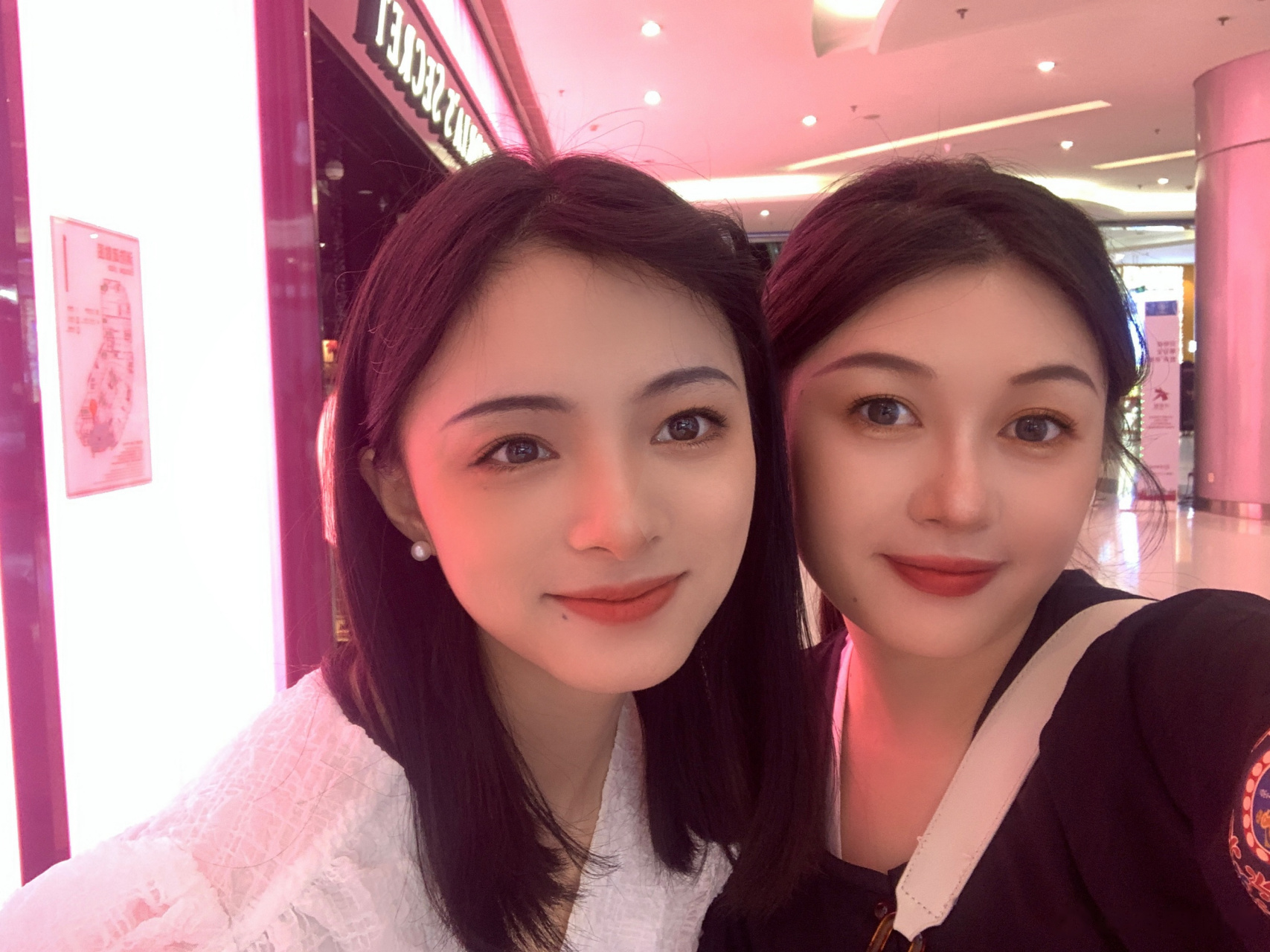 今天见到美女阿时阿时爱吃红烧肉啦!