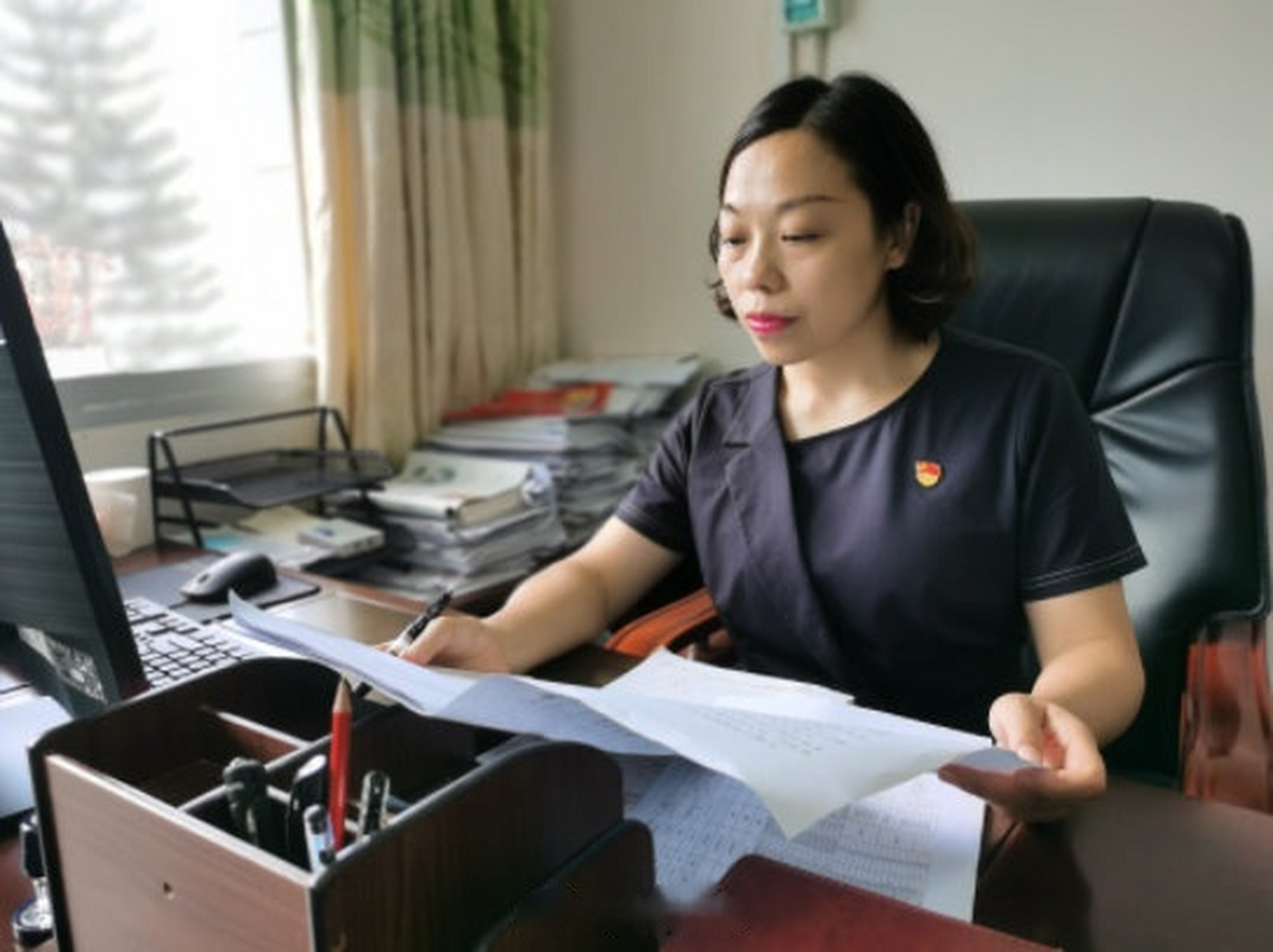 【冯小春:厚植为民情怀 当好群众"主心骨"】射洪市大榆镇党委书记冯