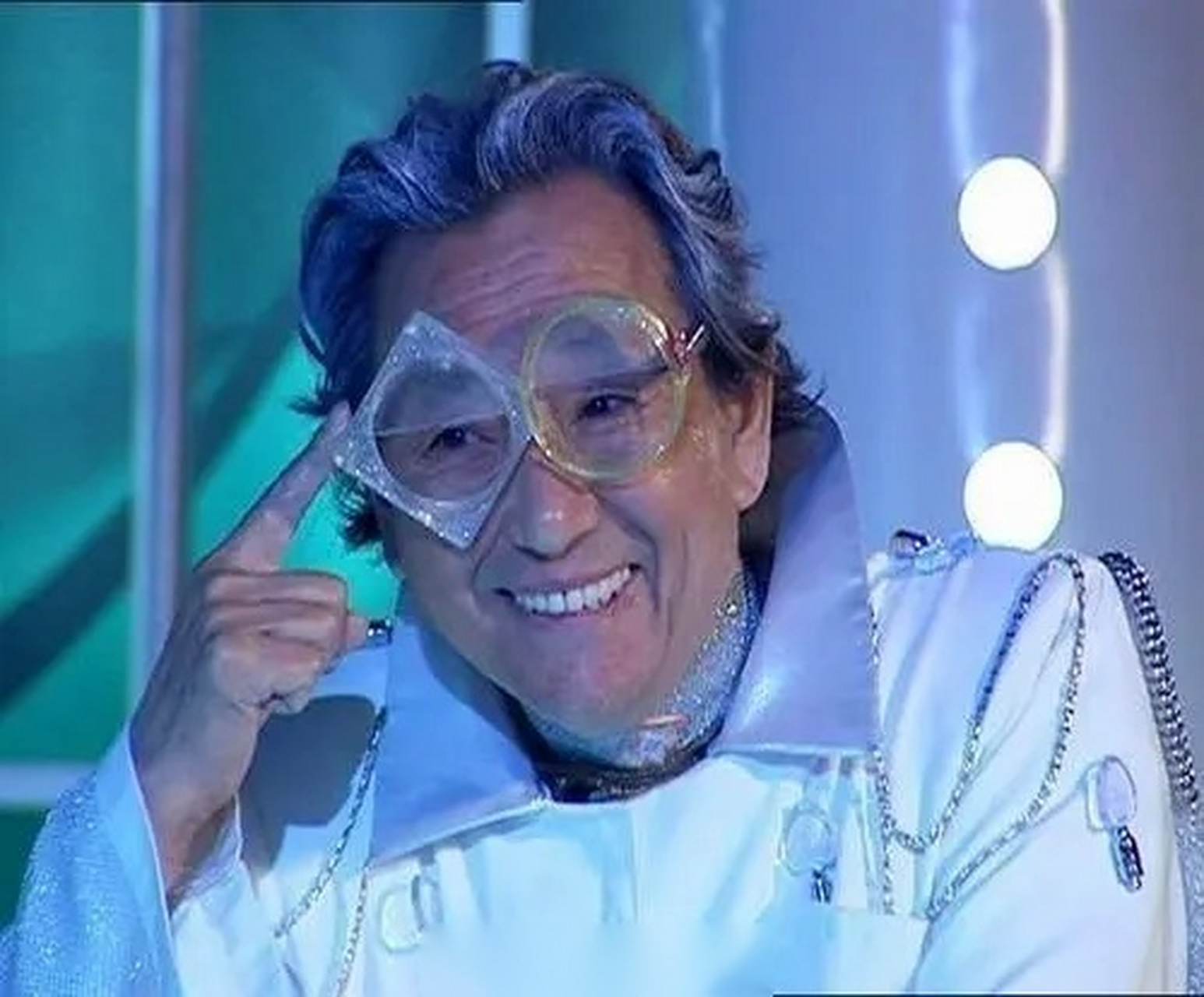 近期有许多网友询问我《快乐星球》老顽童爷爷近况,前天中午,我和老