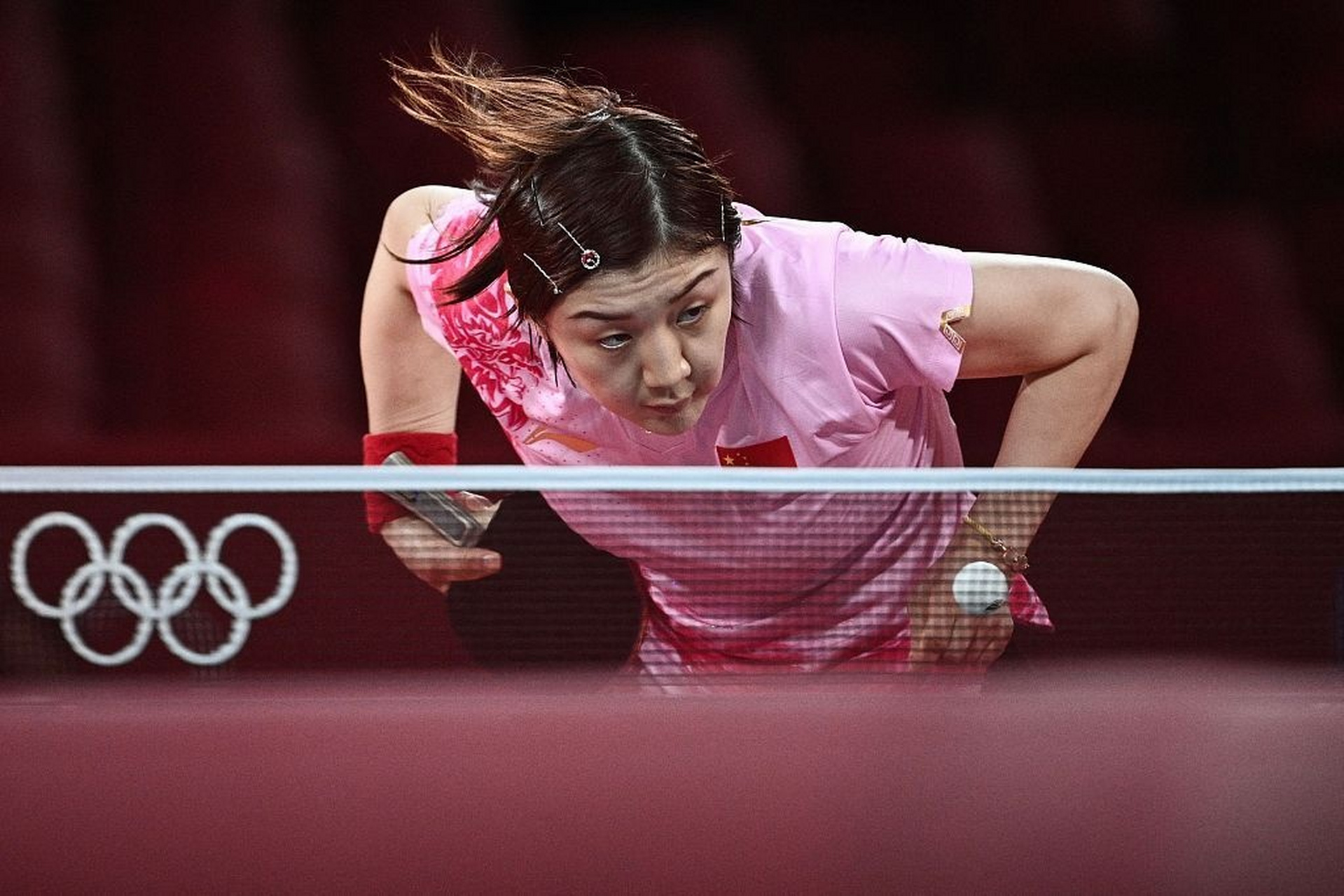 东京奥运会# 乒乓球女子单打1/4决赛,陈梦面对中国香港选手杜凯琹在 