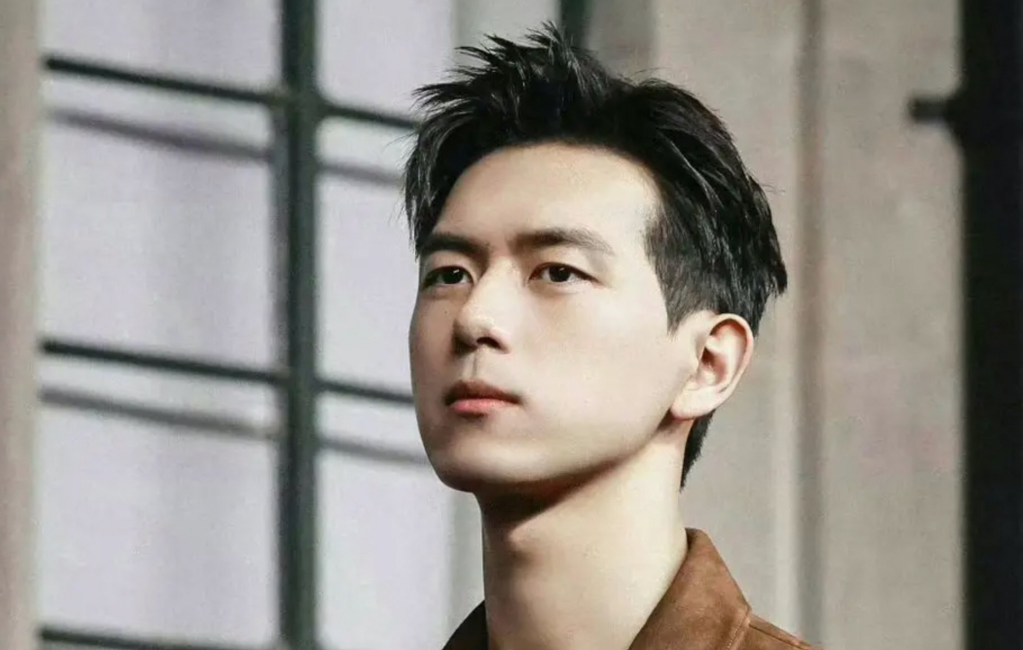 李现被杨幂夸好帅的反应