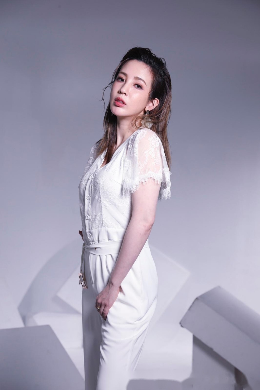 你們好嗎? 爱雅哎呀张艾亚就是爱雅张艾亚就是爱雅小白张艾亚