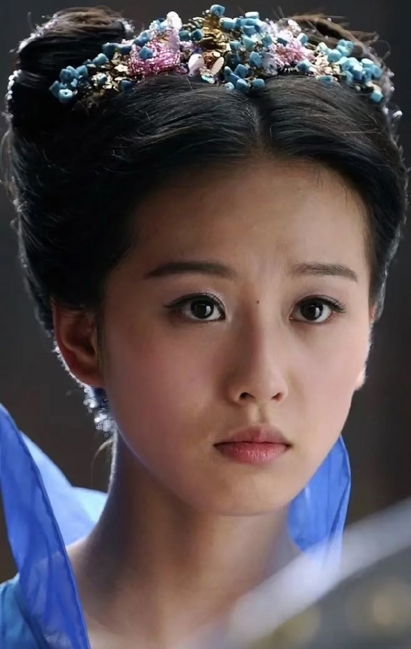 刘诗诗为什么要点掉眉心痣呢 看着很有美感啊 灵动
