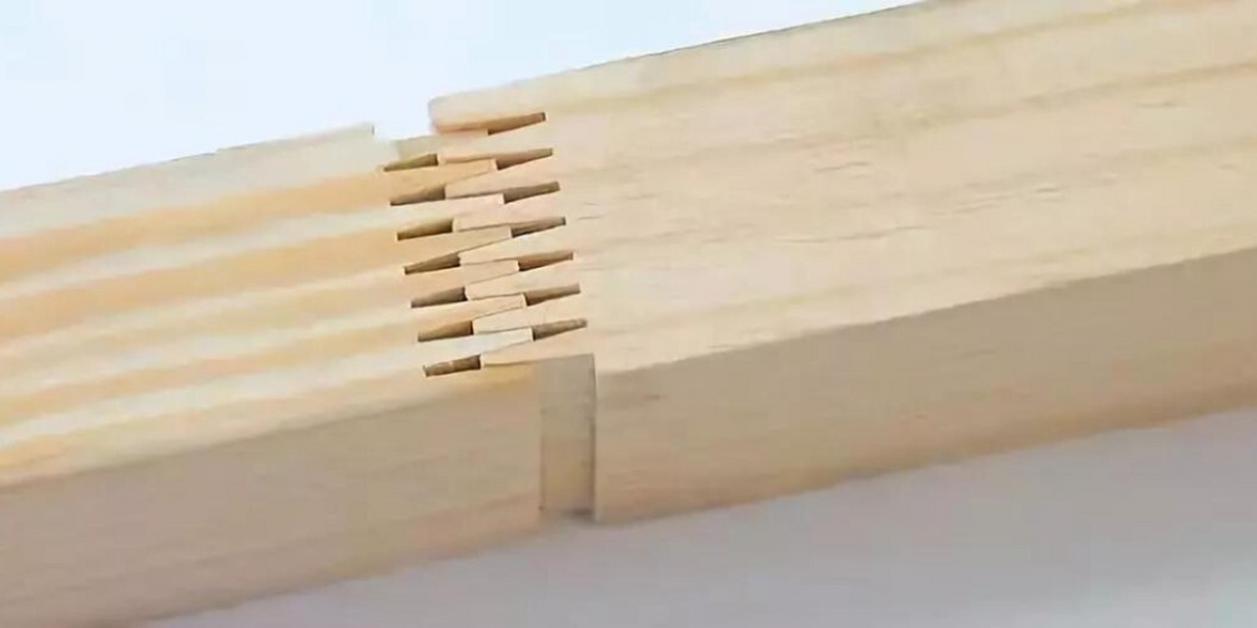 齿接板/指接板 96在大芯板介绍中提到了指接板,因为前面的工序基本