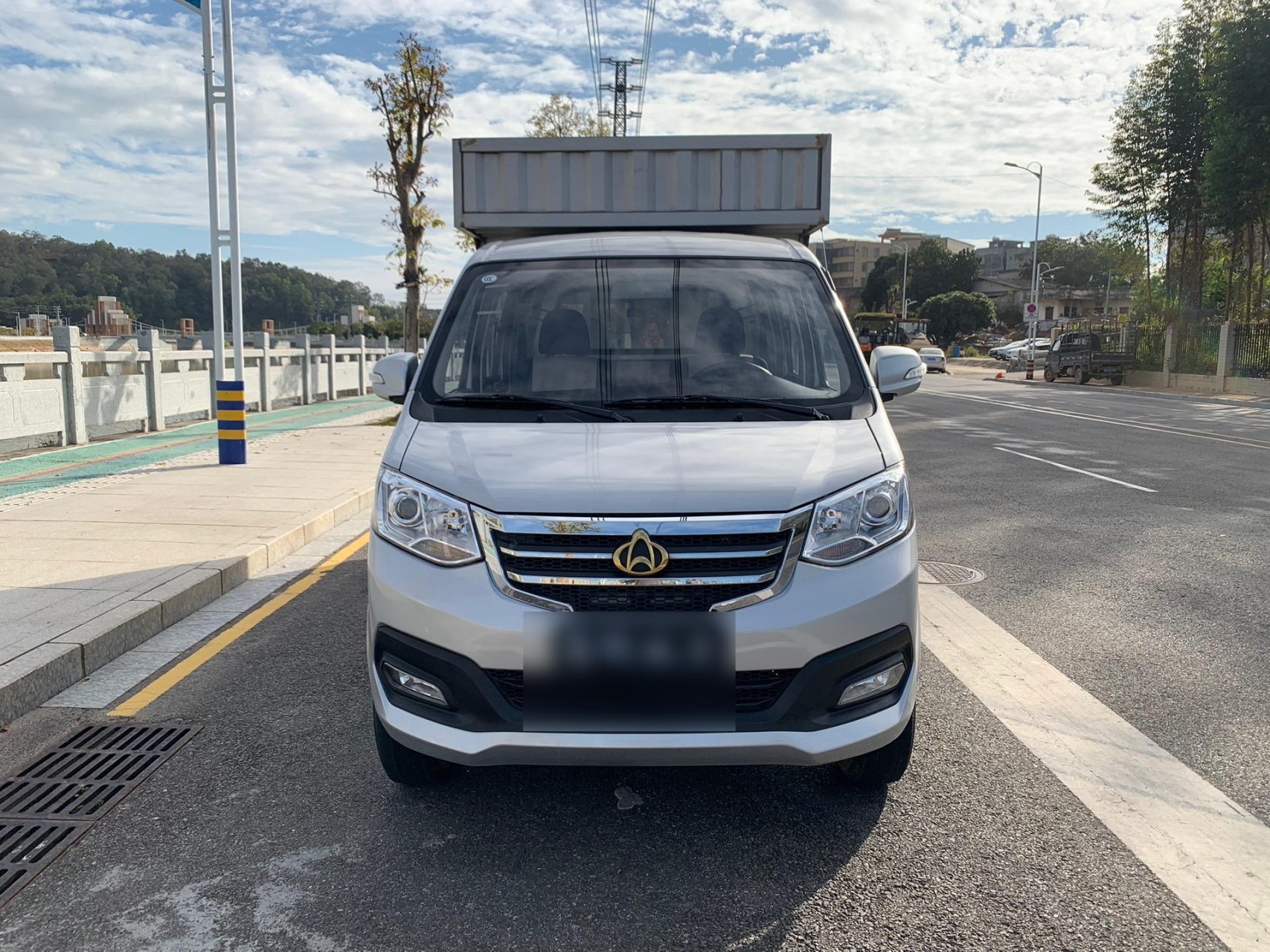 2023年长安新豹t3,双排厢式,1.6大机头,有助力有空调,全车原版原漆