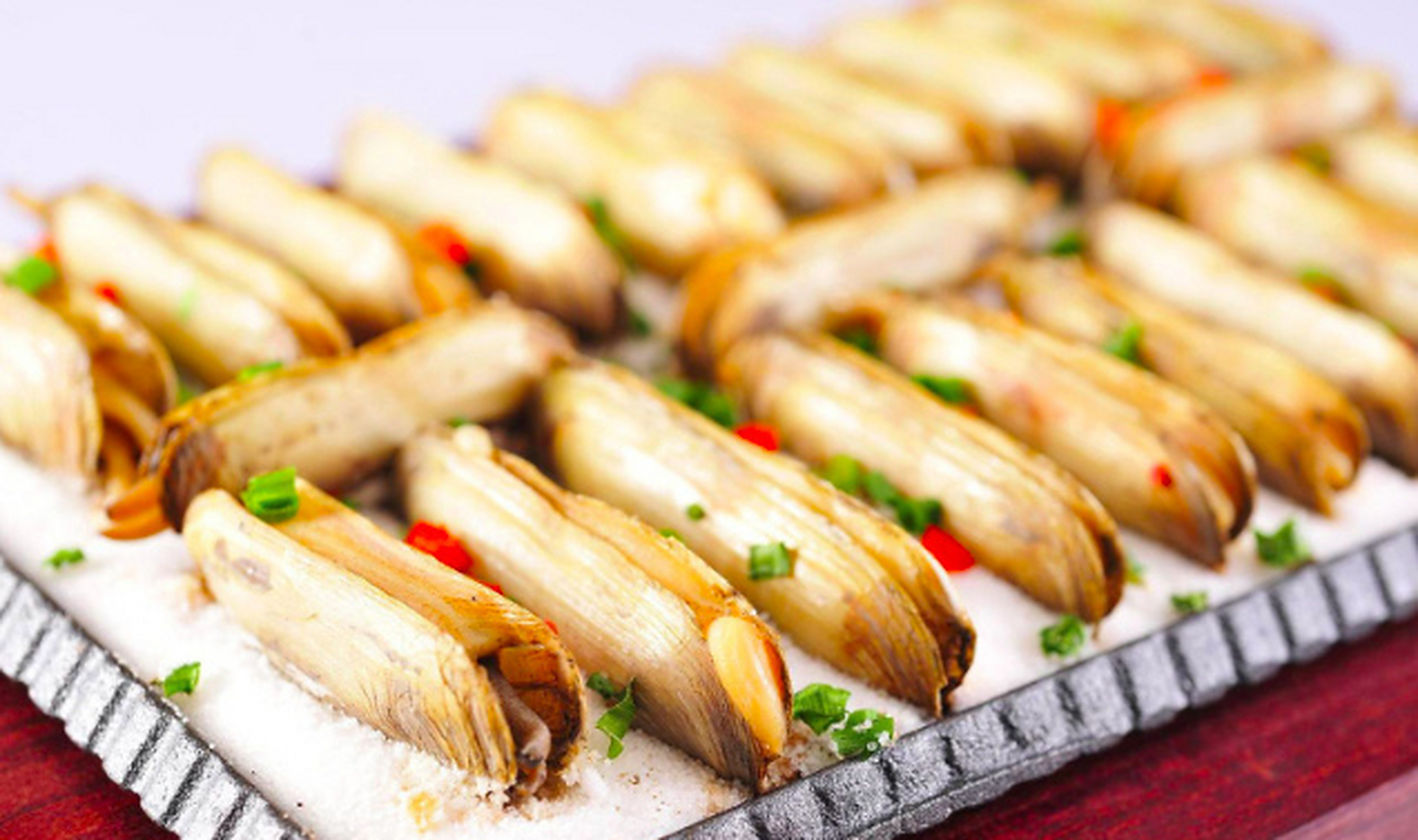 宁海长街蛏子正当食#每年的3～5月份都是吃蛏子,蛤蜊等贝壳类水产品