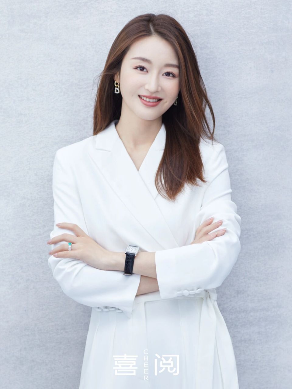 北京形象照|职业照|肖像写真|北京约拍 	 · 	 最为经典的白色西装