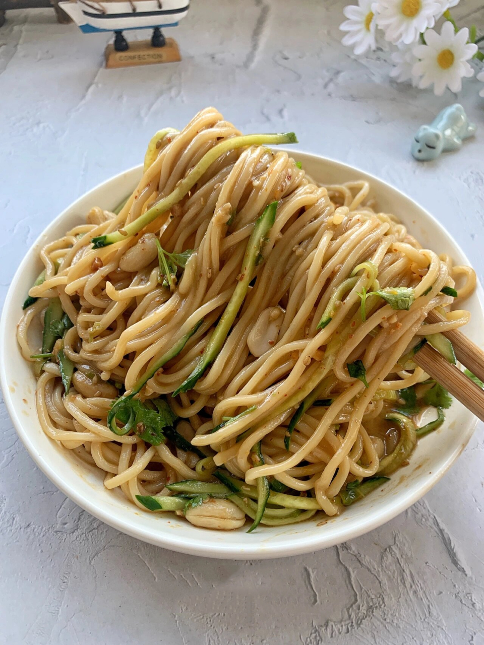 夏日续命的凉拌麻酱面👍1碗不够吃😋来一碗?