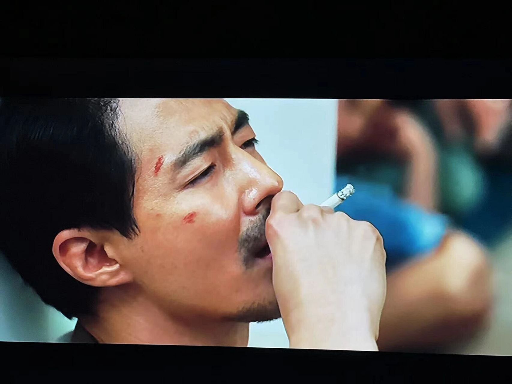 韩国 剧情 电影电影 片名:〖摩加迪沙〗 上映时间:2021 主演:金允石