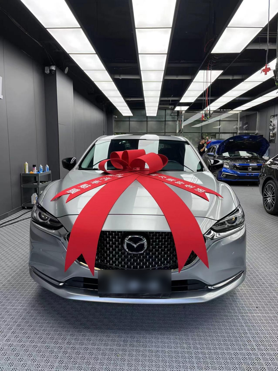 马自达阿特兹改色gt银.