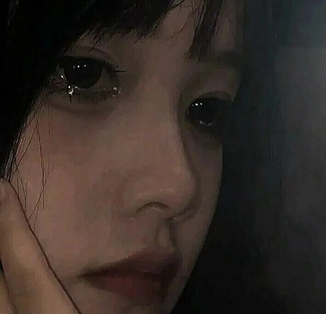 女生头像丨深夜的无奈总是让人措不及防 #优质女生头像# #女生头像