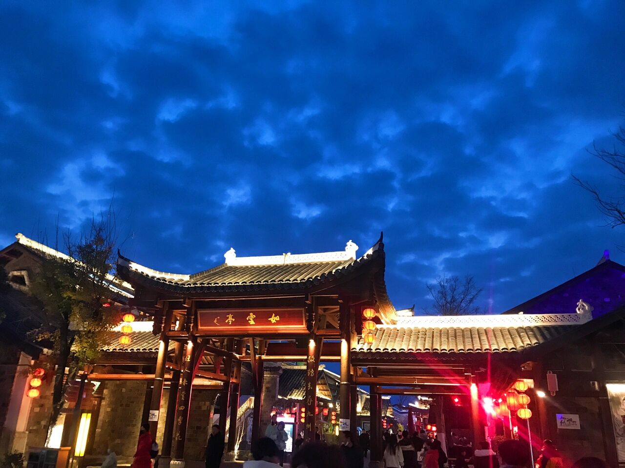 房县西关印象夜景图片图片