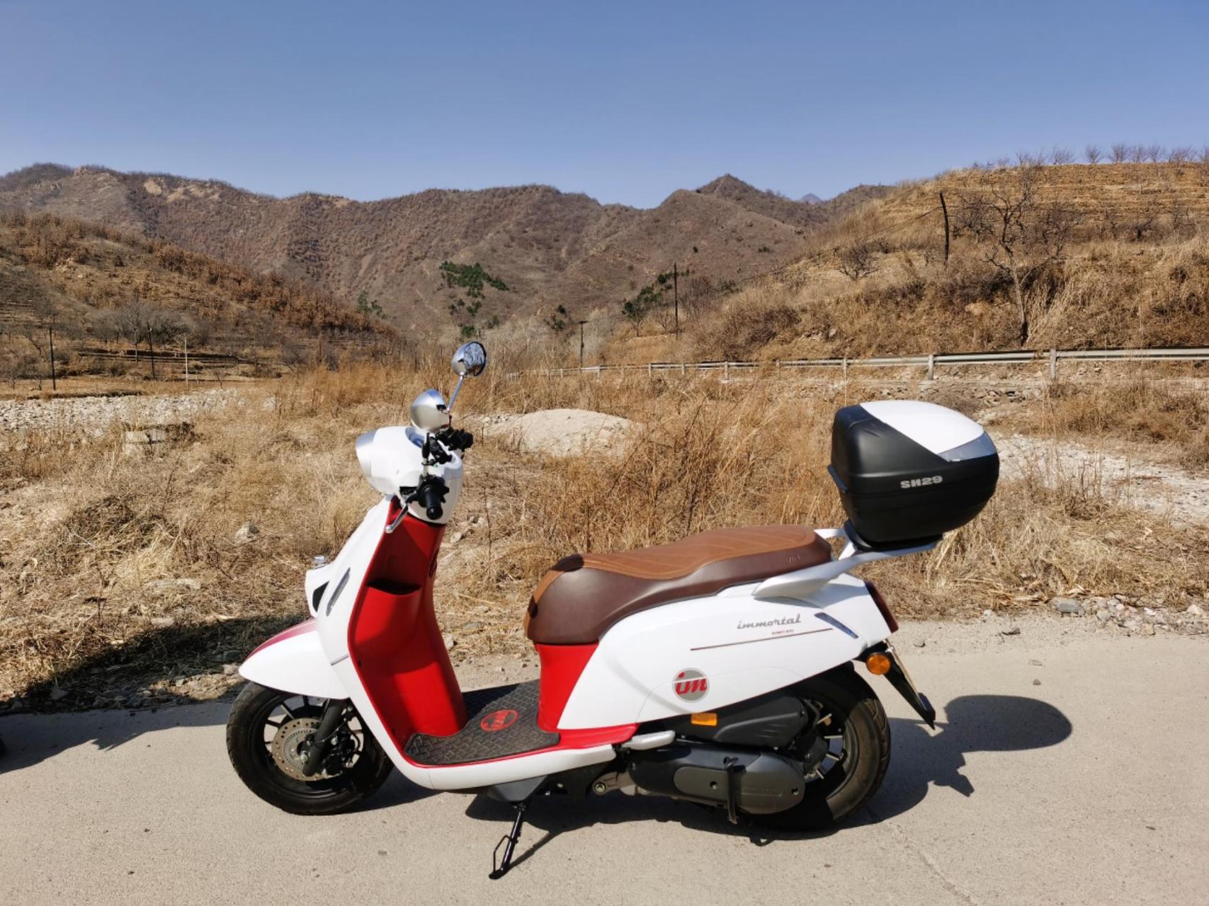 钱江壹米150,个人一手车,手续齐全,价格美丽,目前安全行驶3800公里