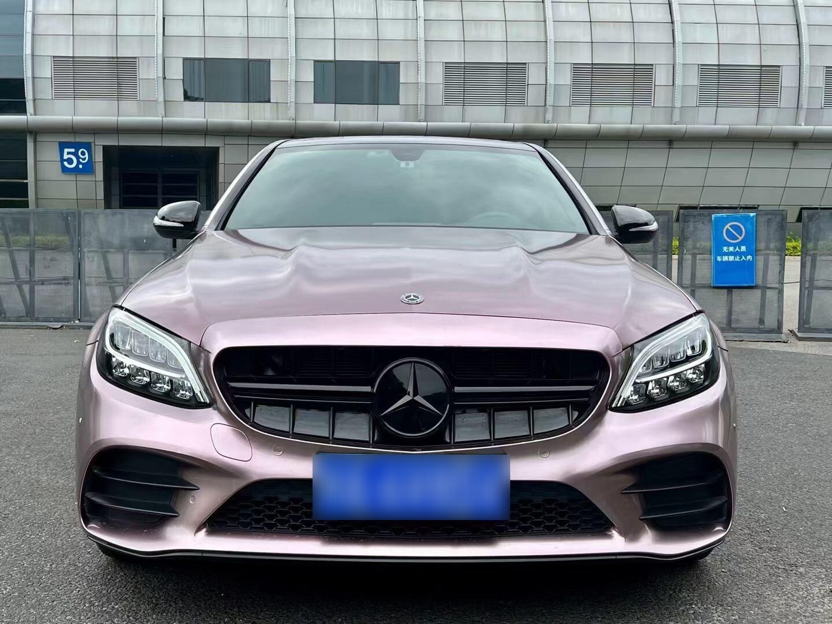 19年19款奔驰c260运动版 冰莓粉 9速7748v轻混 驾驶模式切换 自动