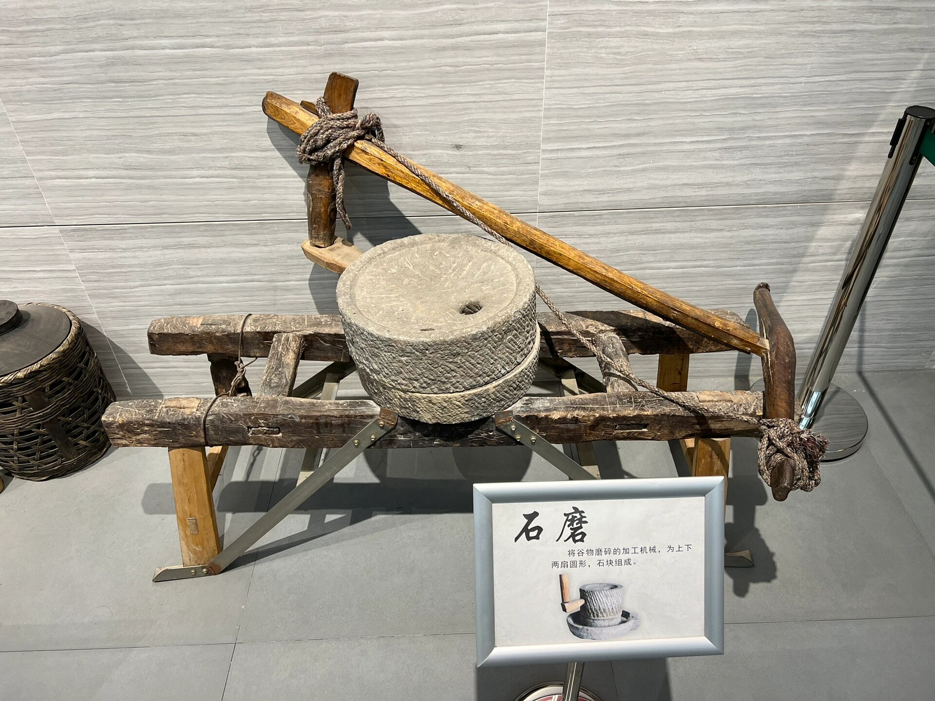 我老家的博物馆-怀宁县博物馆 怀宁县博物馆,整个楼外立面是hn.