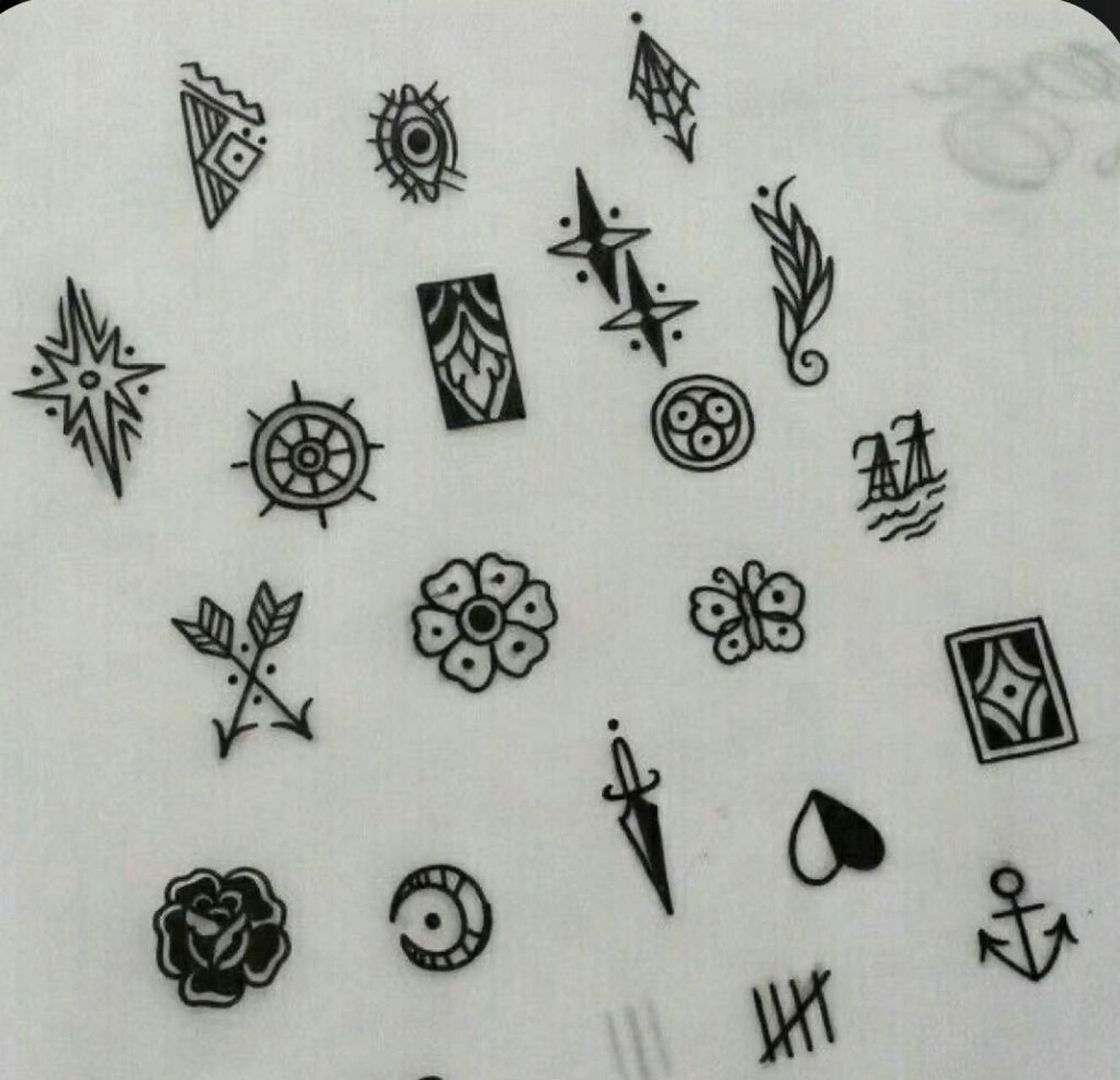 手指纹身小图案