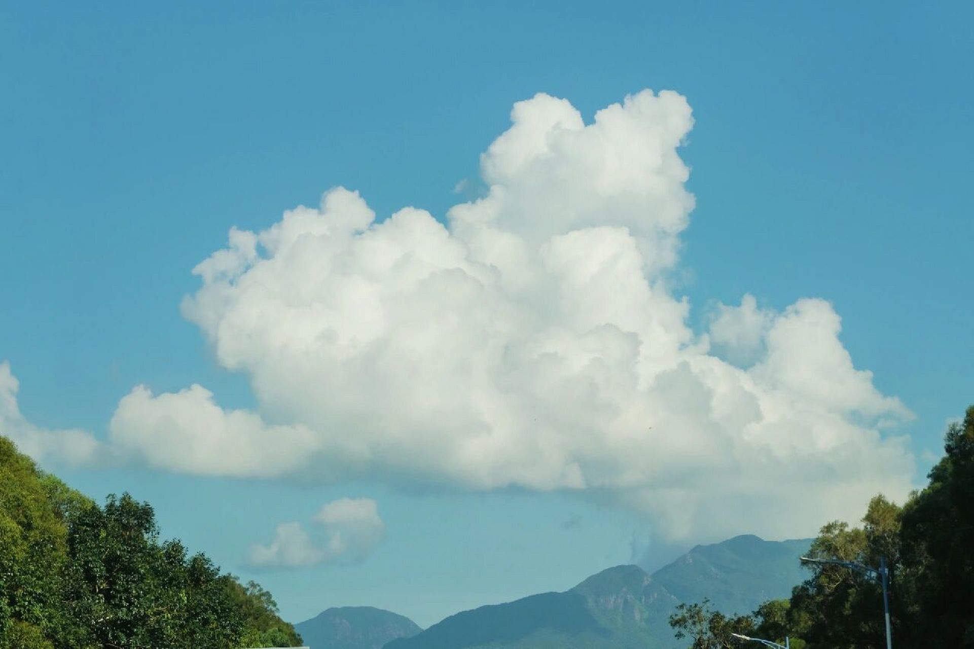 67676767 #摄影日常# #治愈# #小清新# #治愈系天空# #治愈系