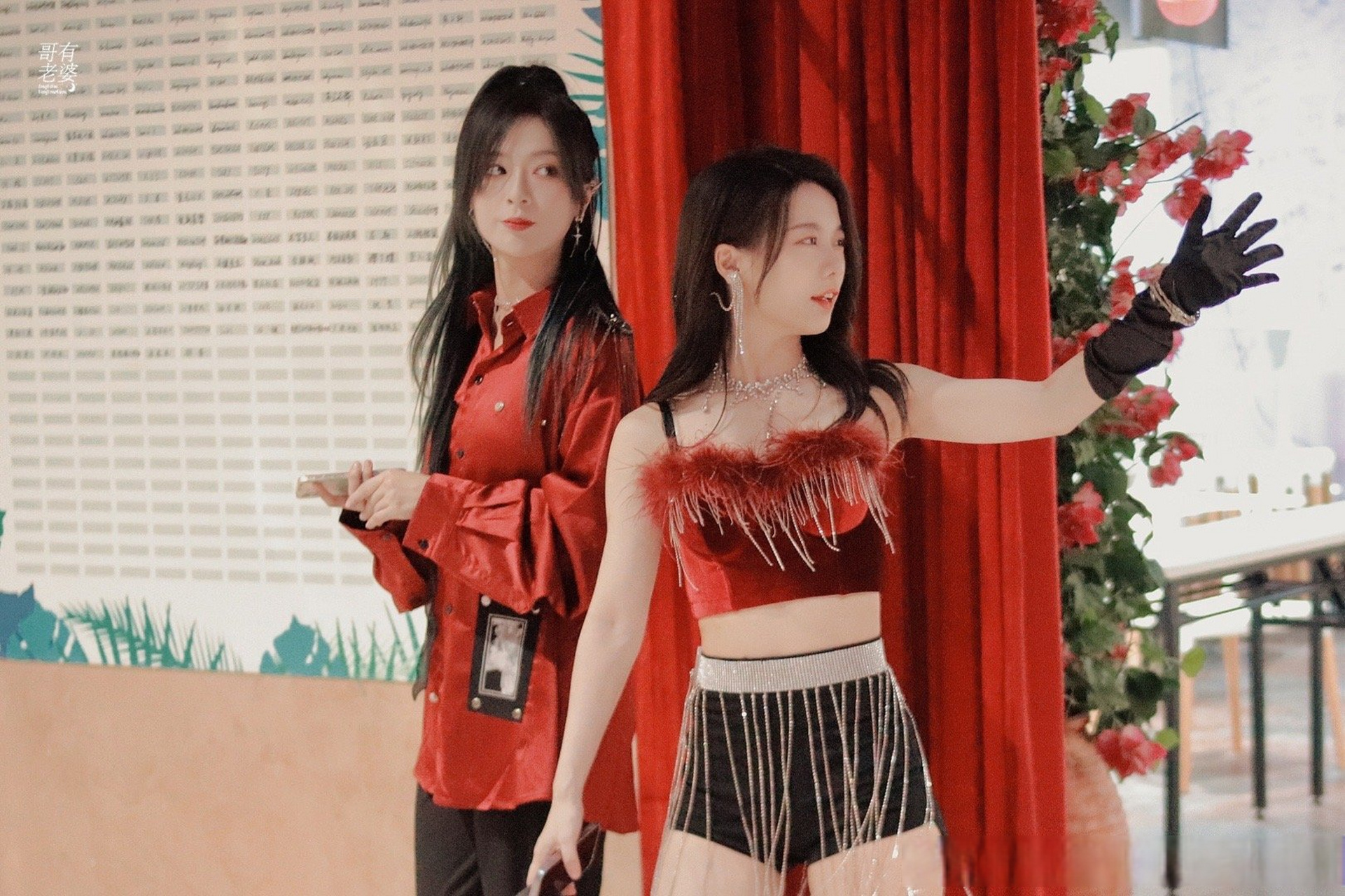 龙媛#一路走来龙亦瑞和杨媛媛两人一起组合表演,她们真的是彼此最